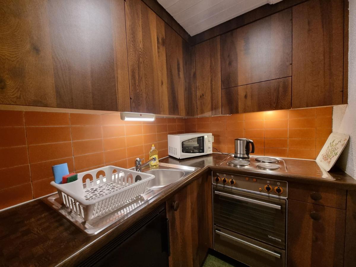 Mom - Alpine Boutique Apartments, Grindelwald Gletscher, Eiger View Terrace Studio المظهر الخارجي الصورة
